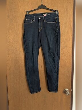 Denizen from Levi's Women's Dark Blue Skinny Jeans